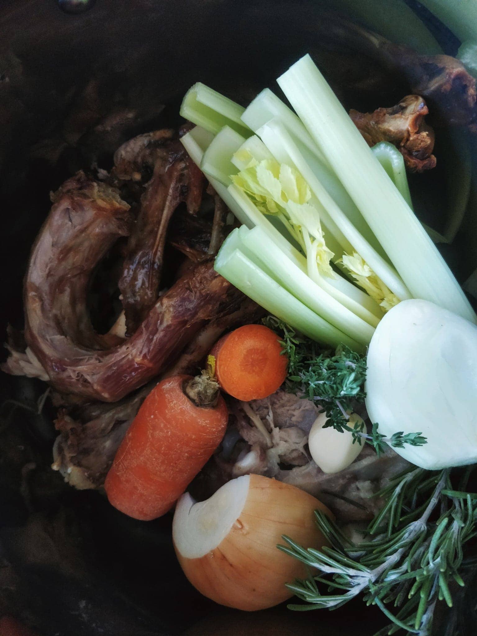 How To Make Perfect Bone Broth From Scratch