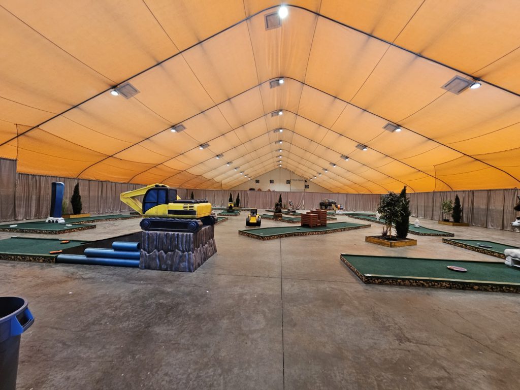 Vista Ridge's indoor mini golf course.
