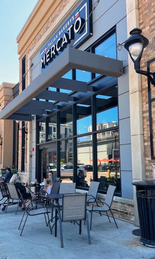 Exterior of Italian Bakery's Mercato in St Albert.